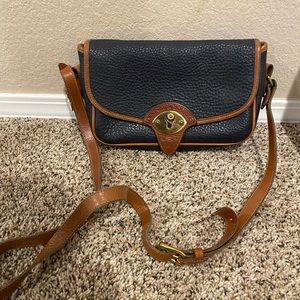 Vintage leather Dooney & Bourke purse